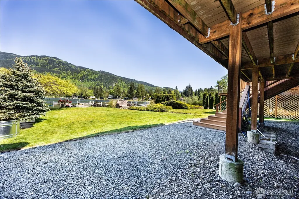 246 Shallow Shore Road Bellingham WA 98229