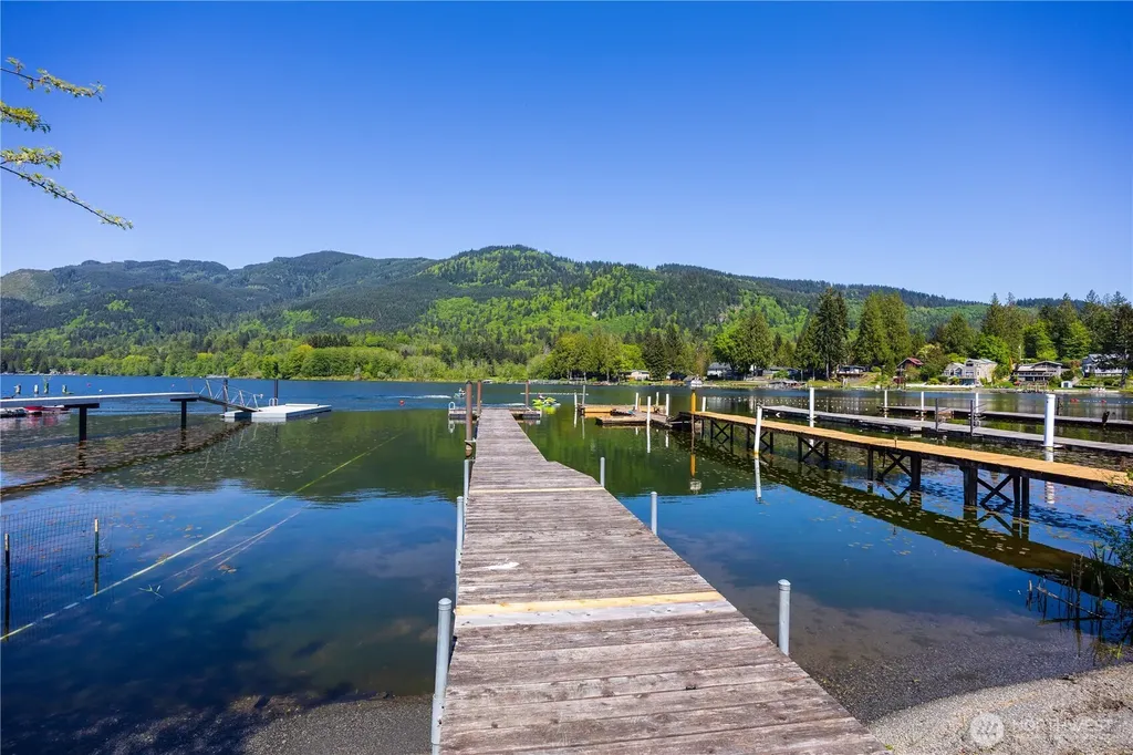 246 Shallow Shore Road Bellingham WA 98229