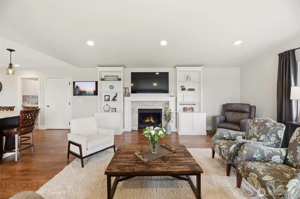 19679 Smiley Drive Mount Vernon WA 98274