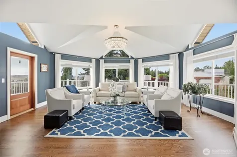 19679 Smiley Drive Mount Vernon WA 98274