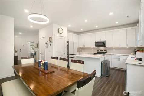 10719 SE 243rd Lane Kent WA 98030