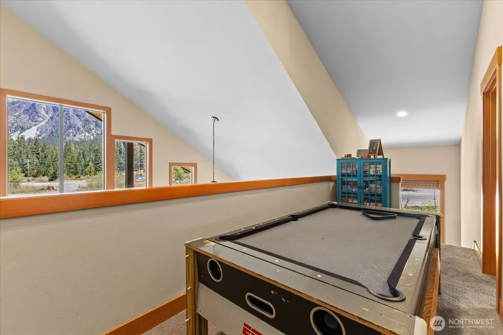 1 Kendall Peak Way Snoqualmie Pass WA 98068