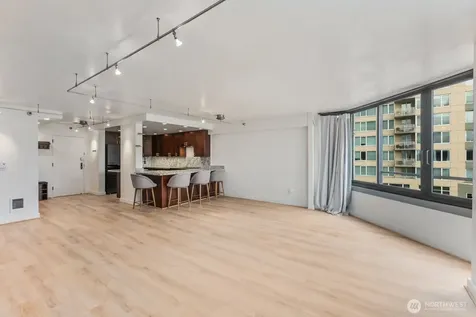 2621 2nd Avenue Seattle WA 98121