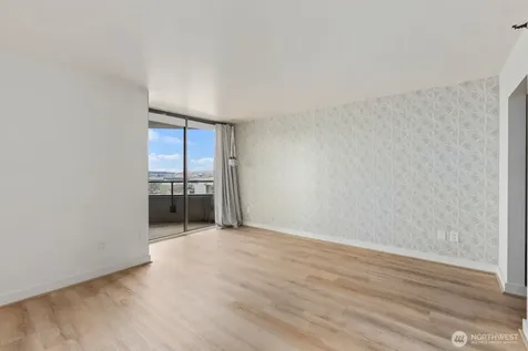 2621 2nd Avenue Seattle WA 98121