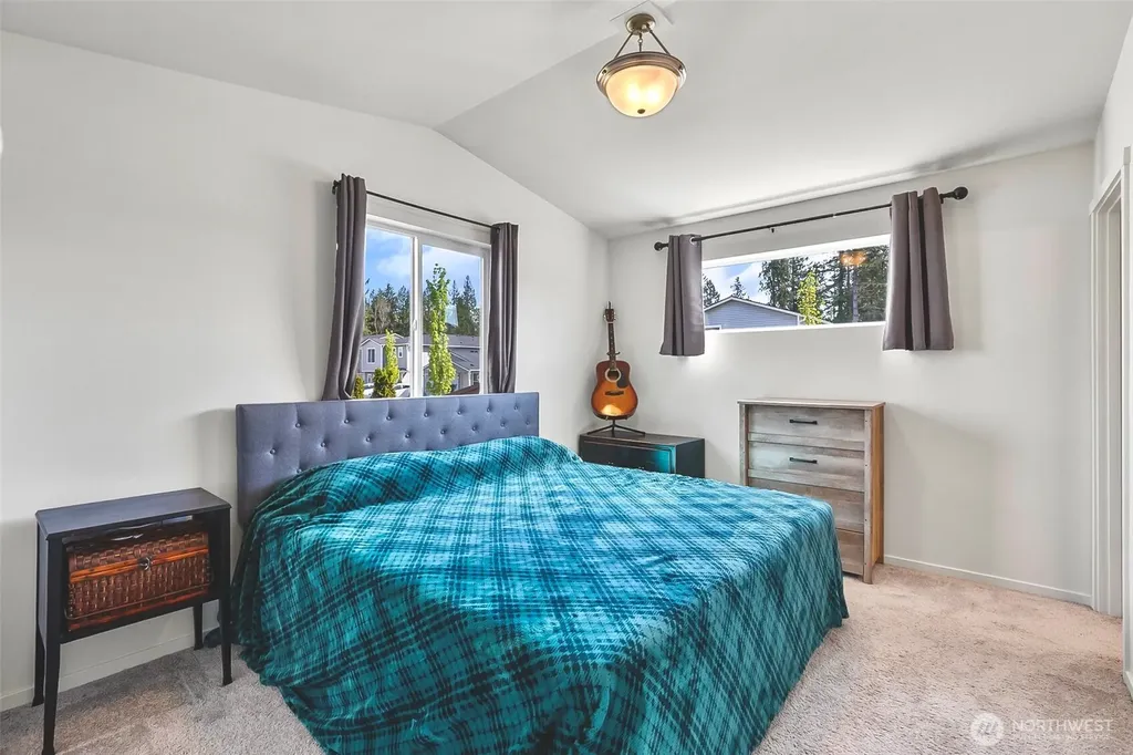 7121 42nd Place NE Marysville WA 98270