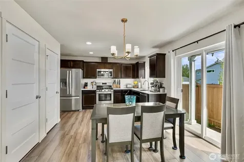 7121 42nd Place NE Marysville WA 98270