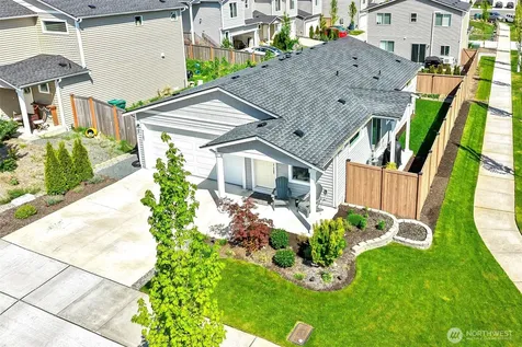 7121 42nd Place NE Marysville WA 98270