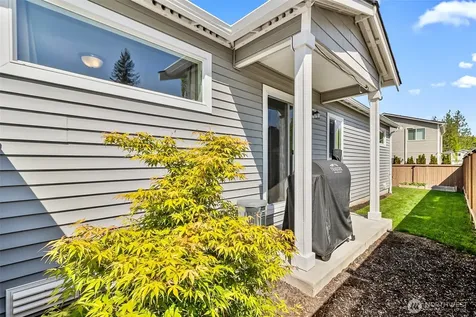 7121 42nd Place NE Marysville WA 98270