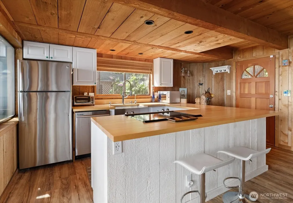 281 Harrington Road Coupeville WA 98239