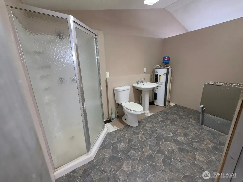 140 NE Evergreen Drive Tahuya WA 98588