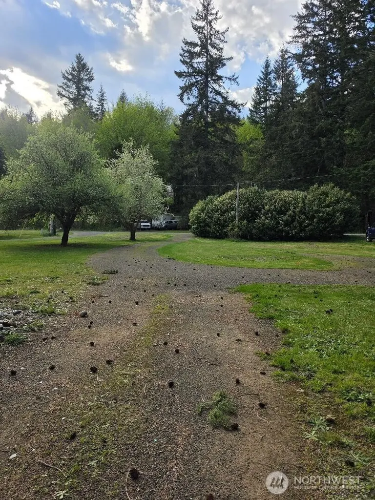 140 NE Evergreen Drive Tahuya WA 98588