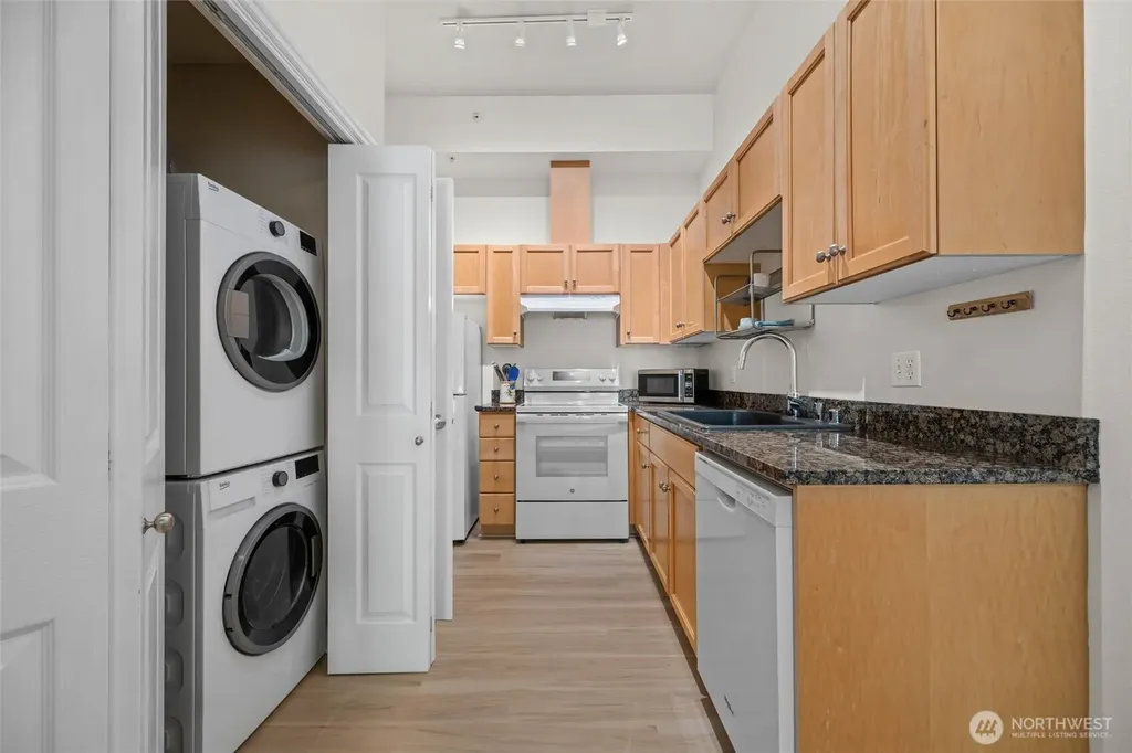 1224 Harris Avenue Bellingham WA 98225