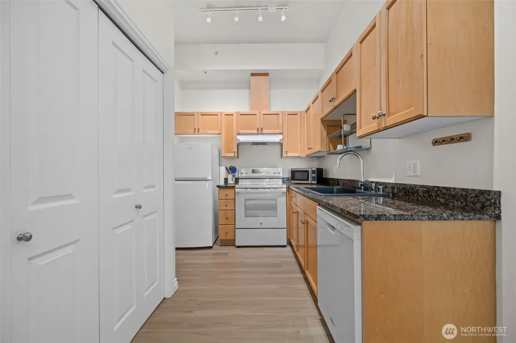 1224 Harris Avenue Bellingham WA 98225