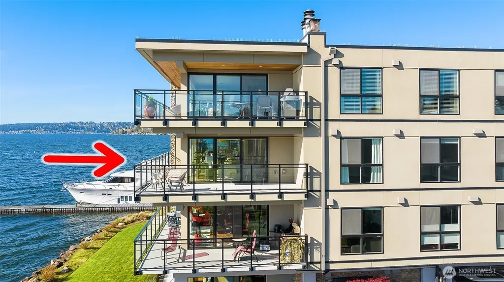 6401 Lake Wa Blvd NE Kirkland WA 98033