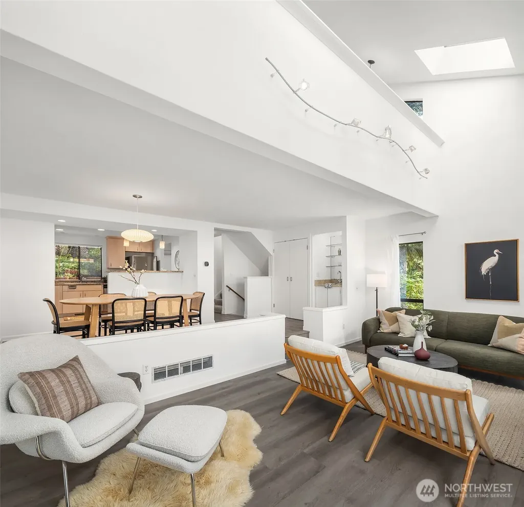 3506 108th Place NE Bellevue WA 98004