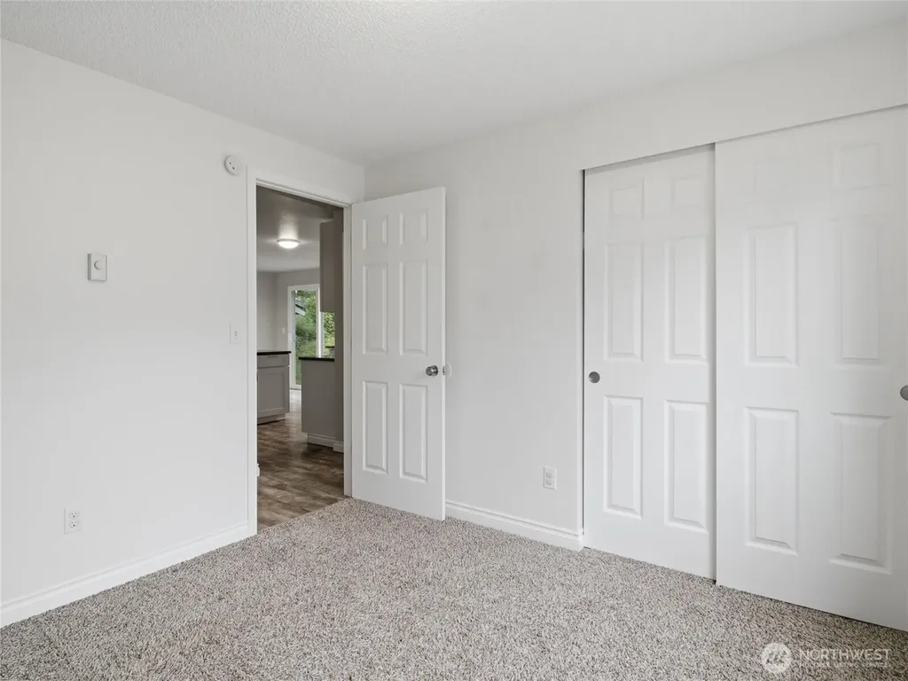 2715 24th Avenue Ct SE Puyallup WA 98374
