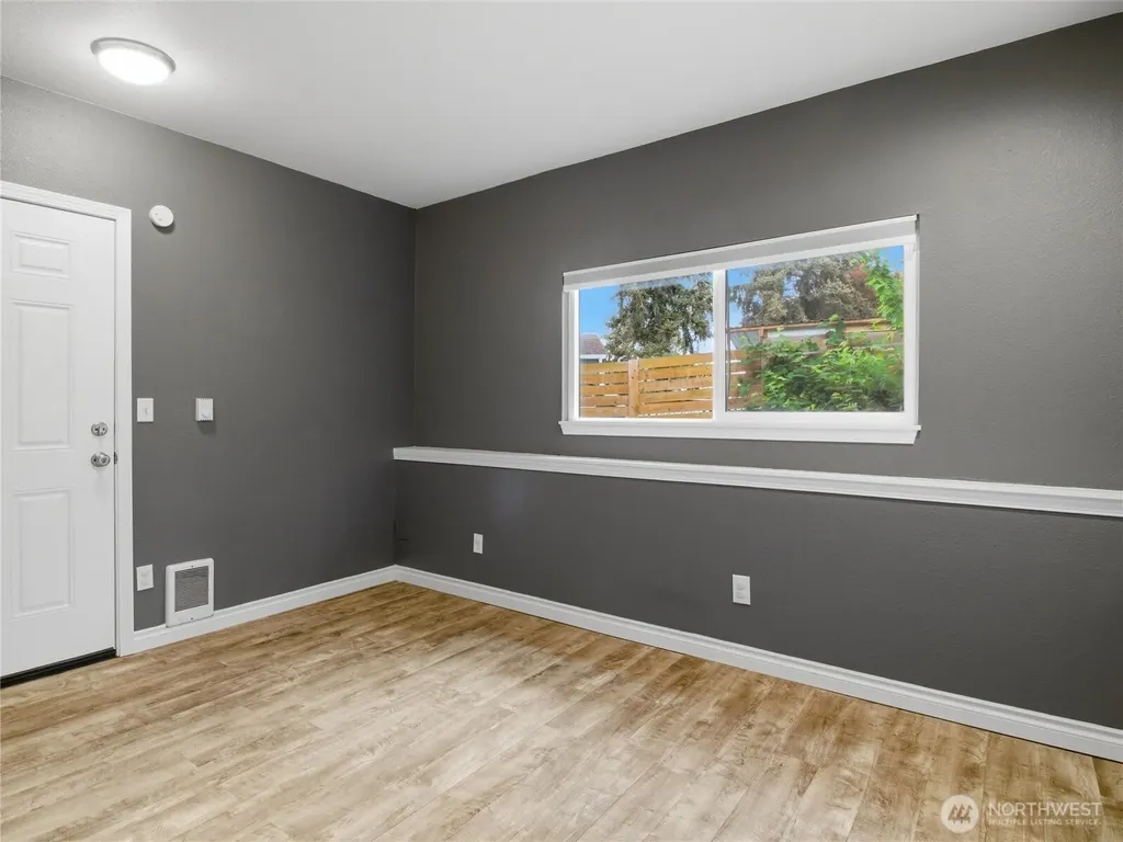 2715 24th Avenue Ct SE Puyallup WA 98374