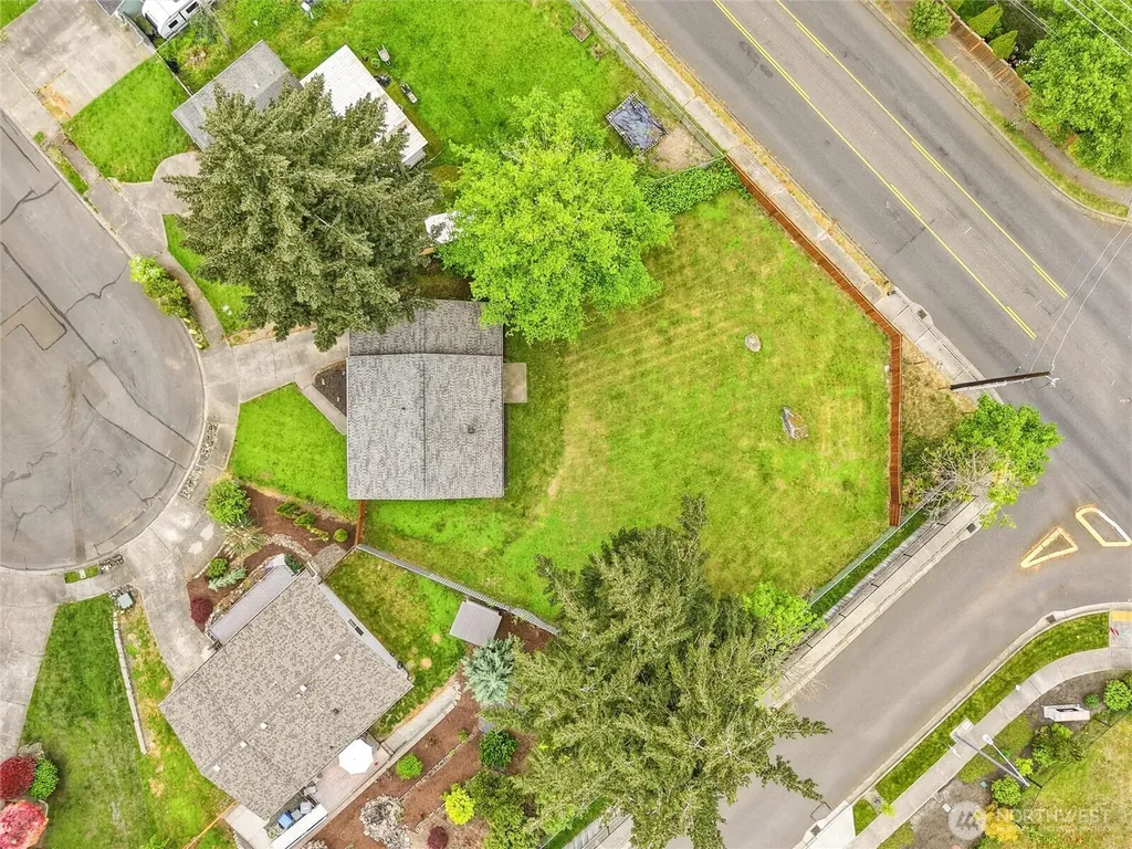 2715 24th Avenue Ct SE Puyallup WA 98374