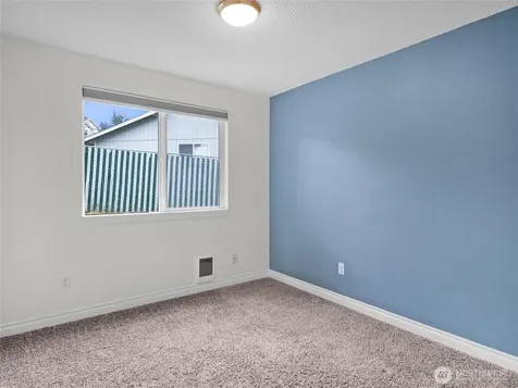2715 24th Avenue Ct SE Puyallup WA 98374
