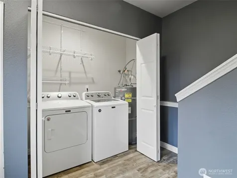 2715 24th Avenue Ct SE Puyallup WA 98374