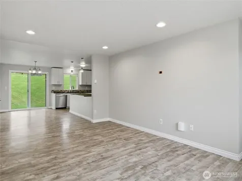 2715 24th Avenue Ct SE Puyallup WA 98374