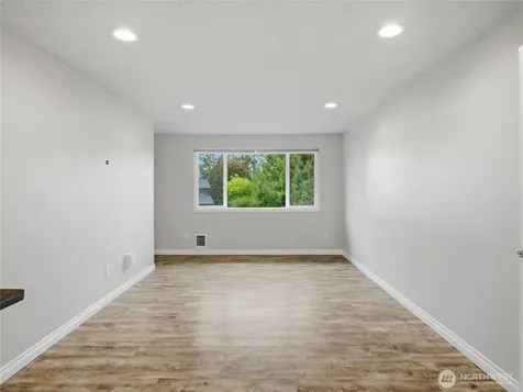 2715 24th Avenue Ct SE Puyallup WA 98374