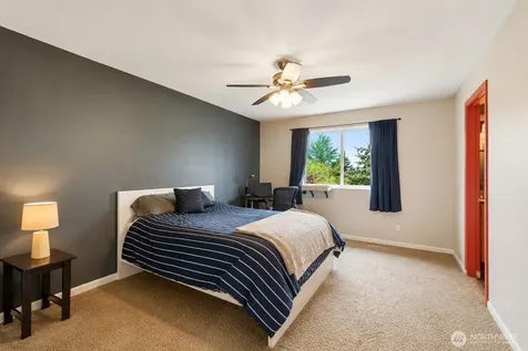 13807 69th Avenue Ct E Puyallup WA 98373