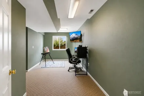 13807 69th Avenue Ct E Puyallup WA 98373