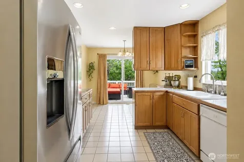 13807 69th Avenue Ct E Puyallup WA 98373