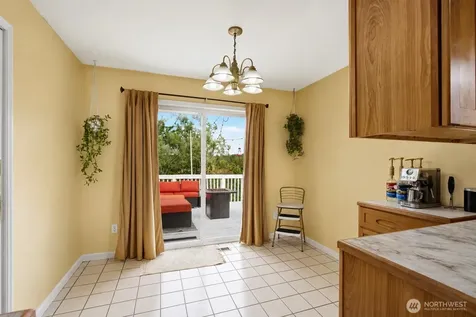 13807 69th Avenue Ct E Puyallup WA 98373