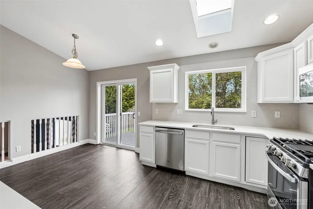 11407 34th Street NE Lake Stevens WA 98258