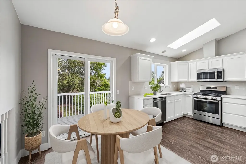 11407 34th Street NE Lake Stevens WA 98258
