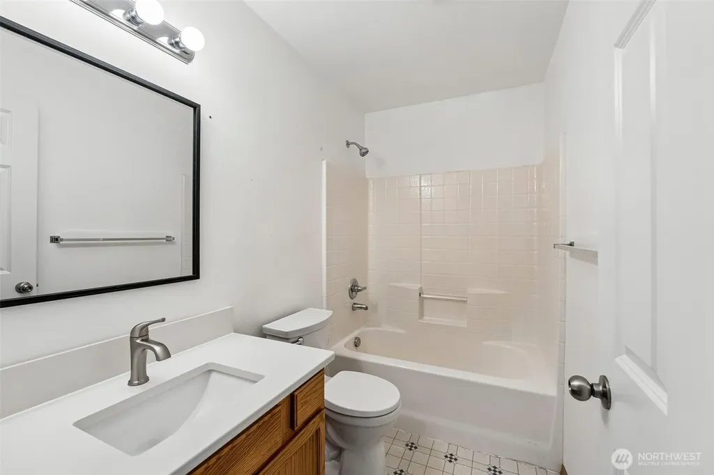 11407 34th Street NE Lake Stevens WA 98258