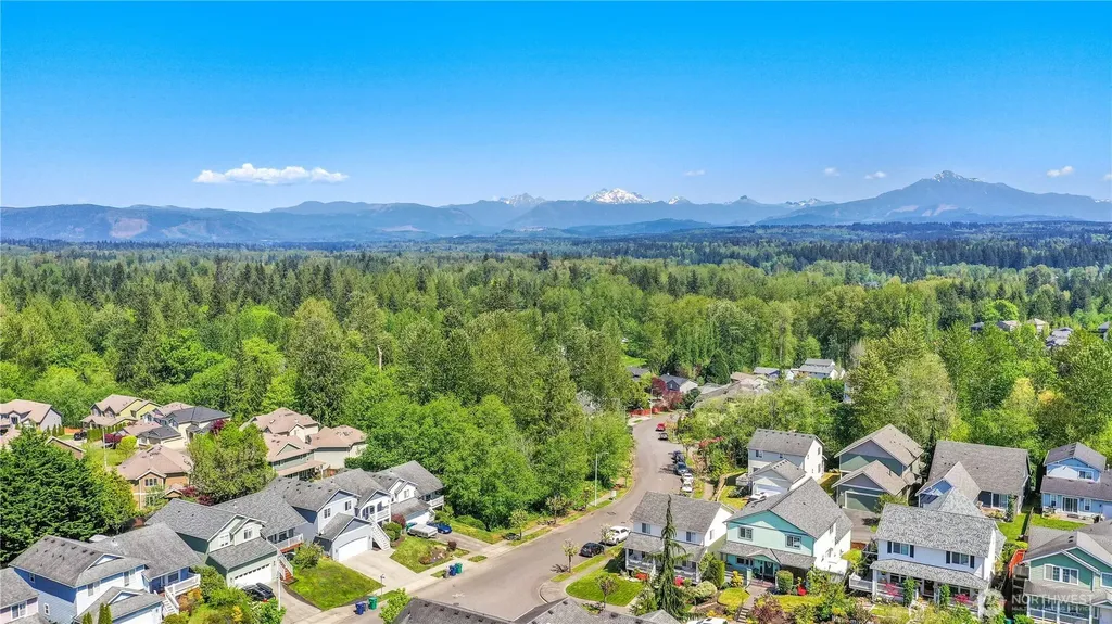 11407 34th Street NE Lake Stevens WA 98258