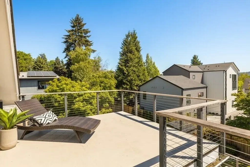 1127 NW 62nd Street Seattle WA 98107