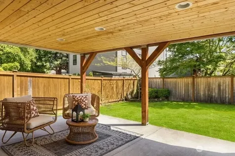 1127 NW 62nd Street Seattle WA 98107