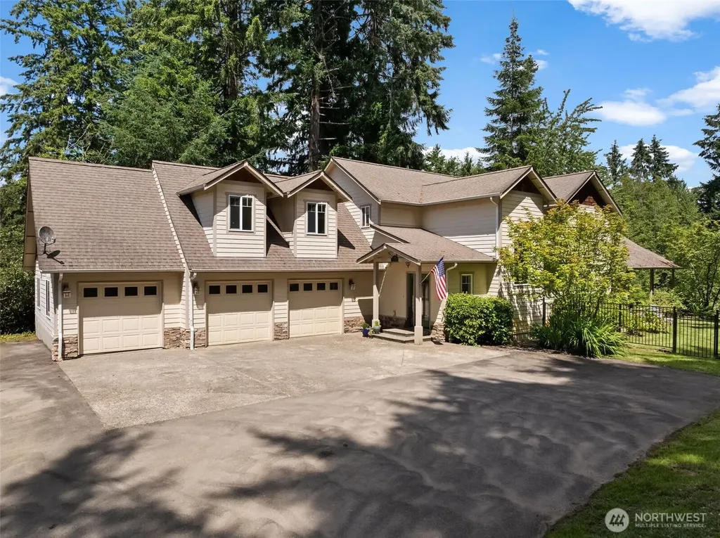 4443 Boston Harbor Road NE Olympia WA 98506
