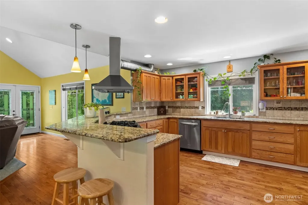 4443 Boston Harbor Road NE Olympia WA 98506