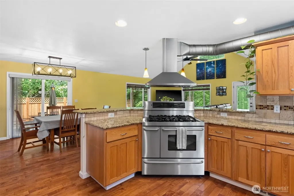 4443 Boston Harbor Road NE Olympia WA 98506
