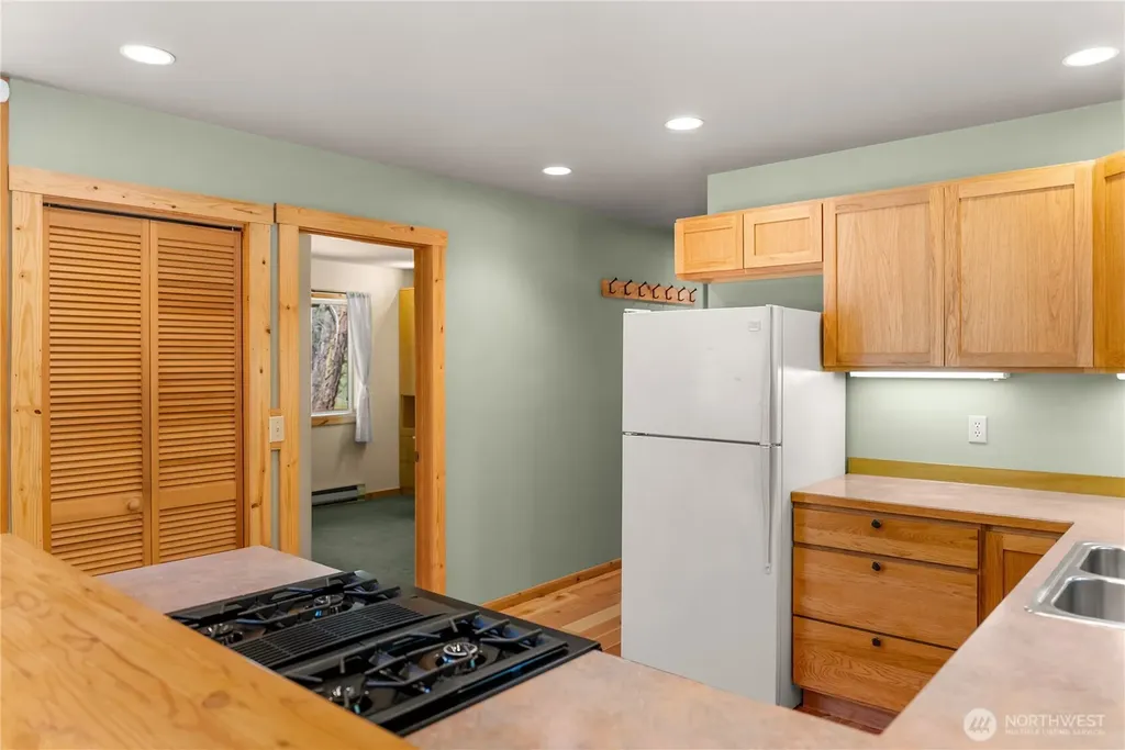 651 Lost River Road Mazama WA 98833