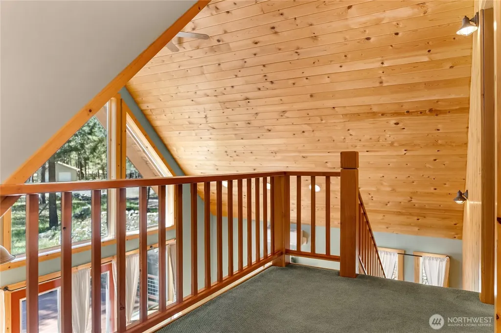 651 Lost River Road Mazama WA 98833
