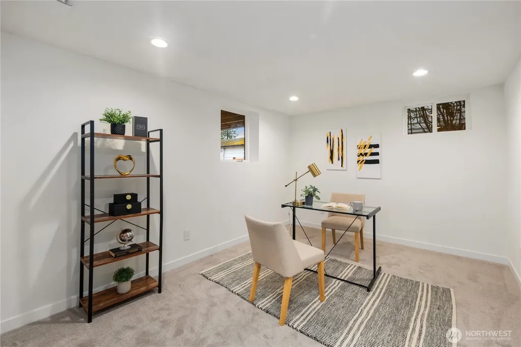 2518 36th Avenue W Seattle WA 98199