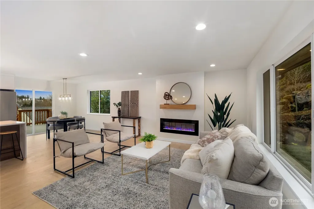 2518 36th Avenue W Seattle WA 98199