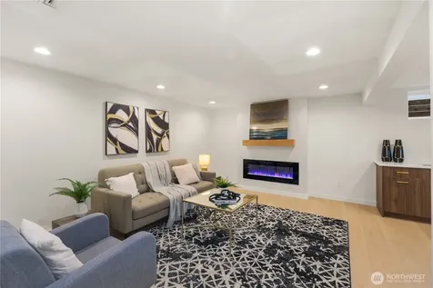 2518 36th Avenue W Seattle WA 98199