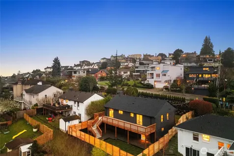 2518 36th Avenue W Seattle WA 98199