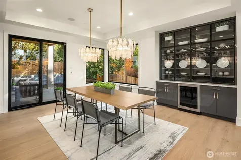 30 Enatai Drive Bellevue WA 98004