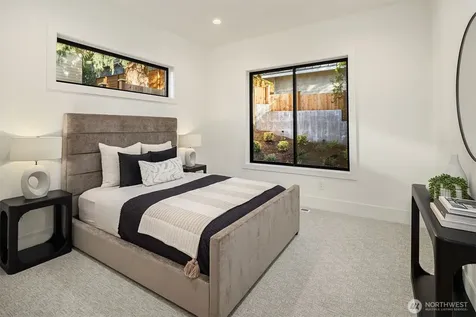 30 Enatai Drive Bellevue WA 98004