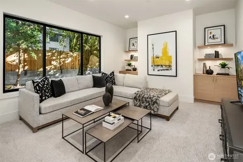 30 Enatai Drive Bellevue WA 98004