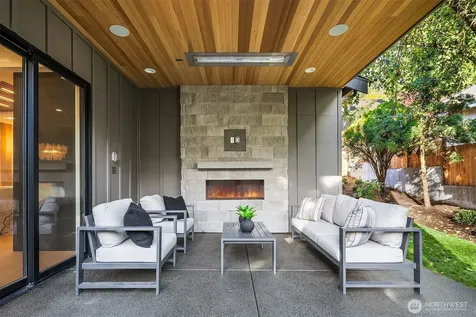 30 Enatai Drive Bellevue WA 98004