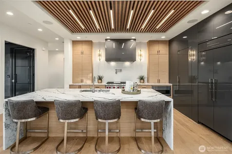 30 Enatai Drive Bellevue WA 98004